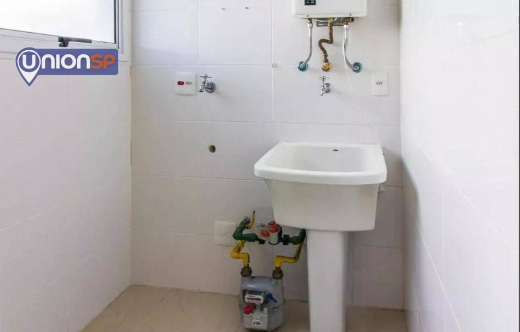 Apartamento à venda com 2 quartos, 45m² - Foto 17