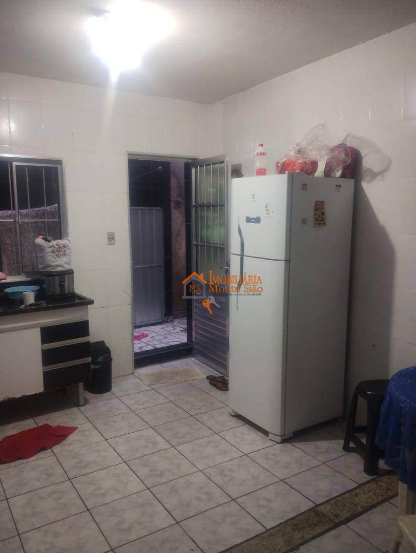 Sobrado à venda com 6 quartos, 200m² - Foto 18