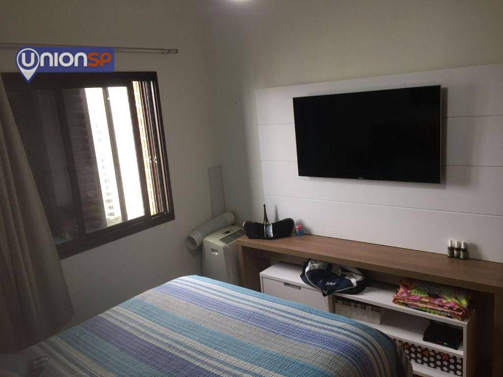 Apartamento à venda com 4 quartos, 200m² - Foto 13