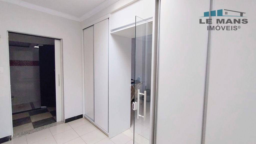 Casa à venda com 3 quartos, 227m² - Foto 22