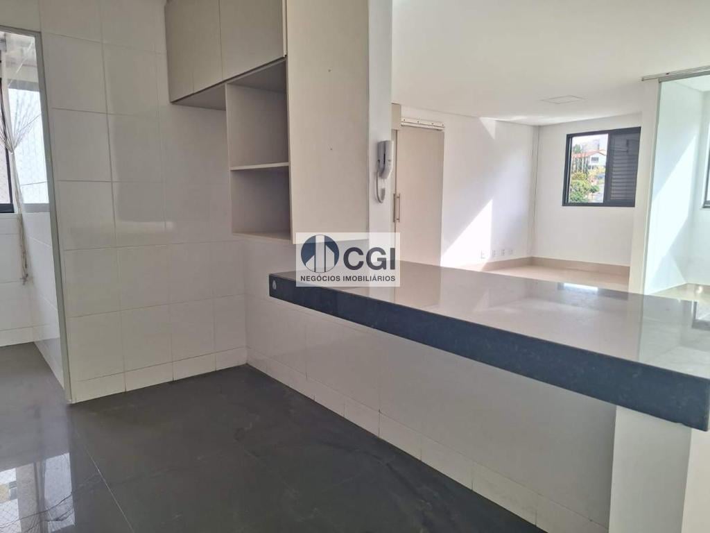 Apartamento à venda com 2 quartos, 85m² - Foto 13