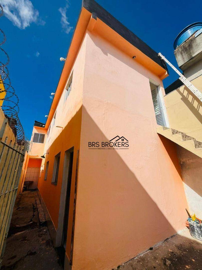 Sobrado à venda com 2 quartos, 96m² - Foto 1