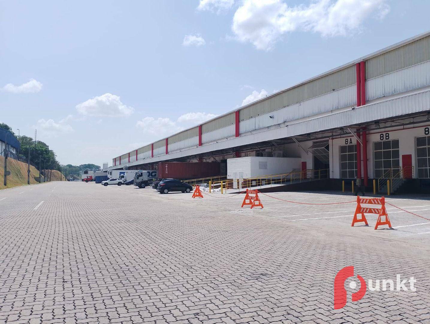 Depósito-Galpão-Armazém para alugar, 3700m² - Foto 1