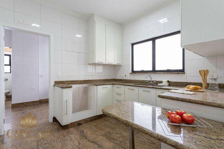 Apartamento à venda com 3 quartos, 270m² - Foto 8