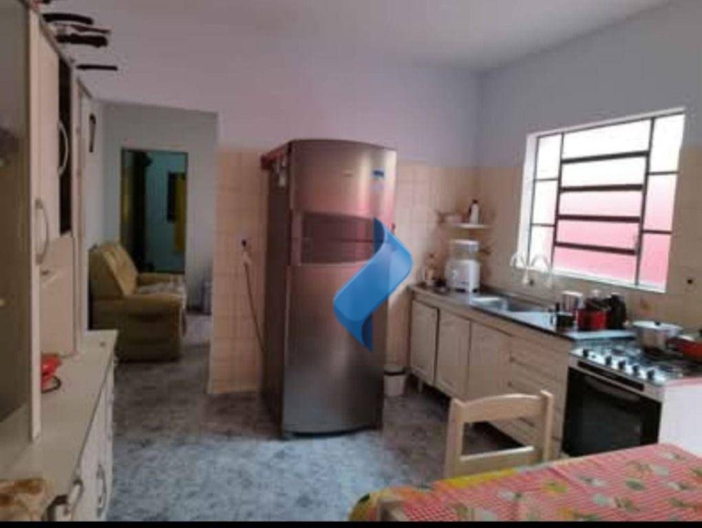 Casa à venda com 2 quartos, 59m² - Foto 9