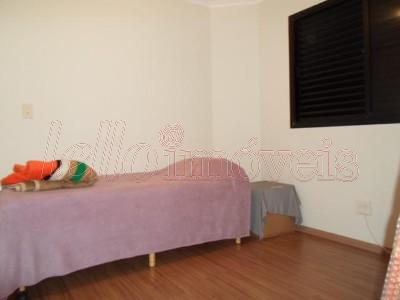 Apartamento à venda com 3 quartos, 224m² - Foto 17