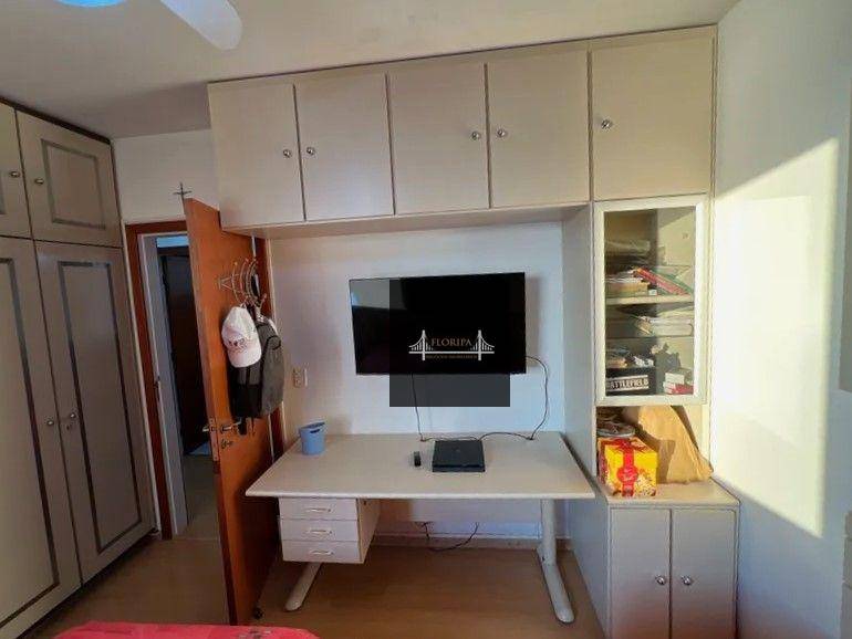 Apartamento à venda com 4 quartos, 141m² - Foto 32