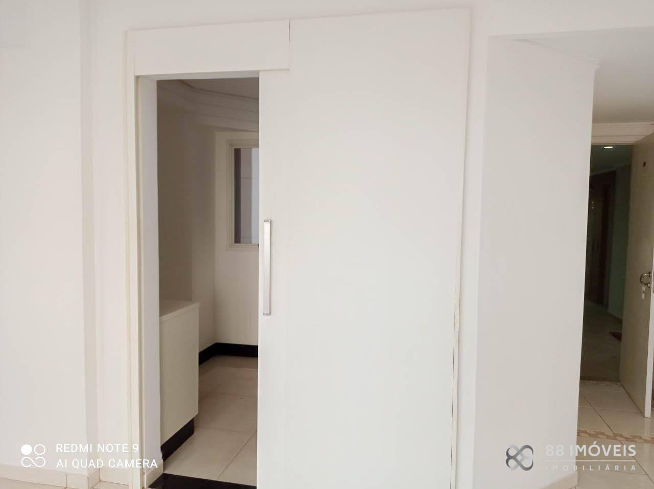 Apartamento à venda e aluguel com 3 quartos, 97m² - Foto 10