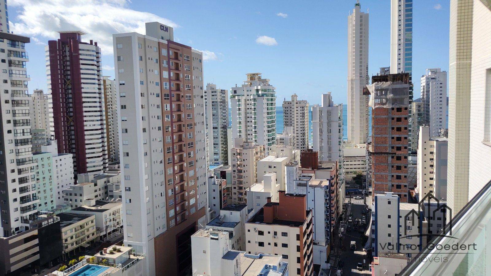 Apartamento à venda com 4 quartos, 138m² - Foto 13