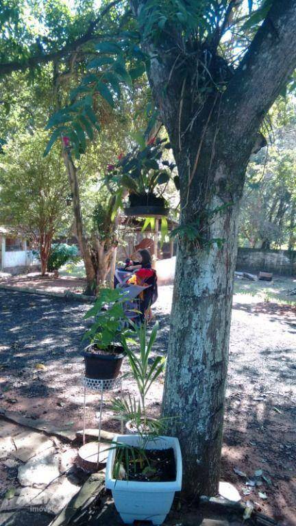 Chácara à venda com 3 quartos, 130m² - Foto 2