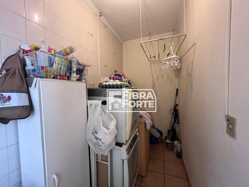 Casa à venda com 3 quartos, 179m² - Foto 20