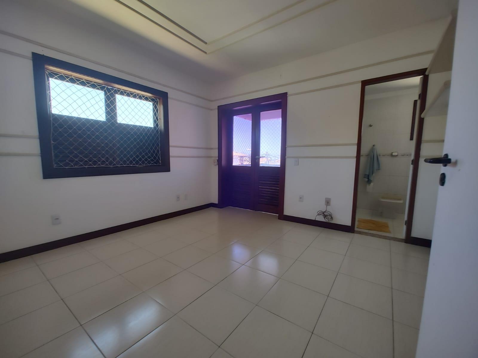 Casa à venda com 4 quartos, 250m² - Foto 33