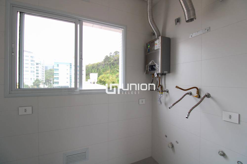 Apartamento à venda com 3 quartos, 156m² - Foto 11