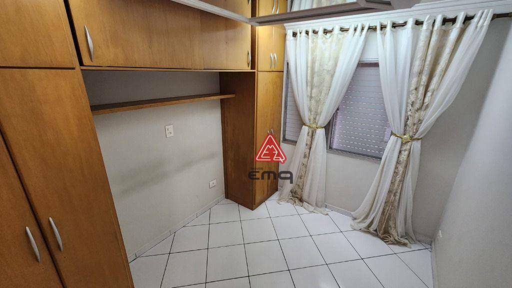 Apartamento à venda com 3 quartos, 70m² - Foto 5