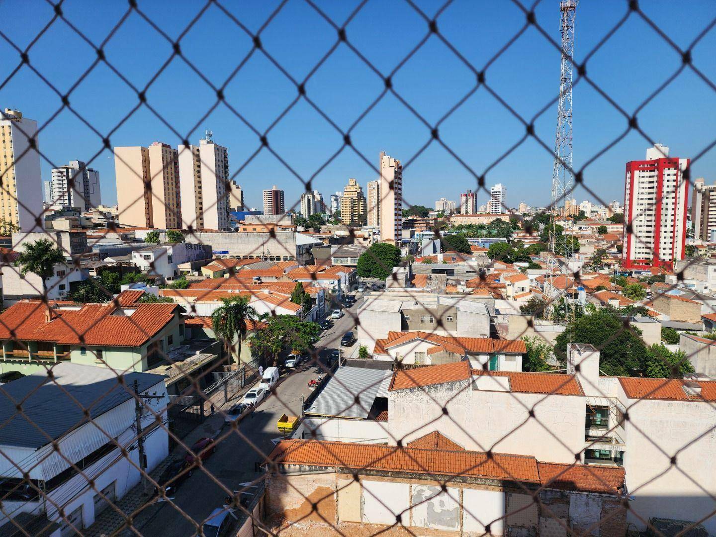 Apartamento para alugar com 3 quartos, 110m² - Foto 12