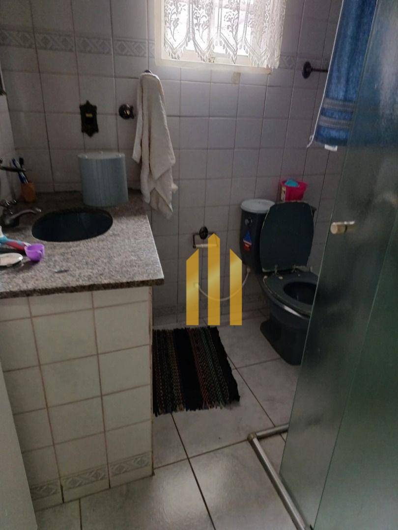 Sobrado à venda com 4 quartos, 250m² - Foto 18