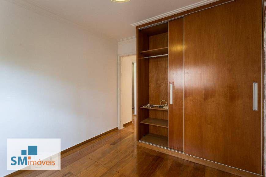 Apartamento para alugar com 5 quartos, 240m² - Foto 7