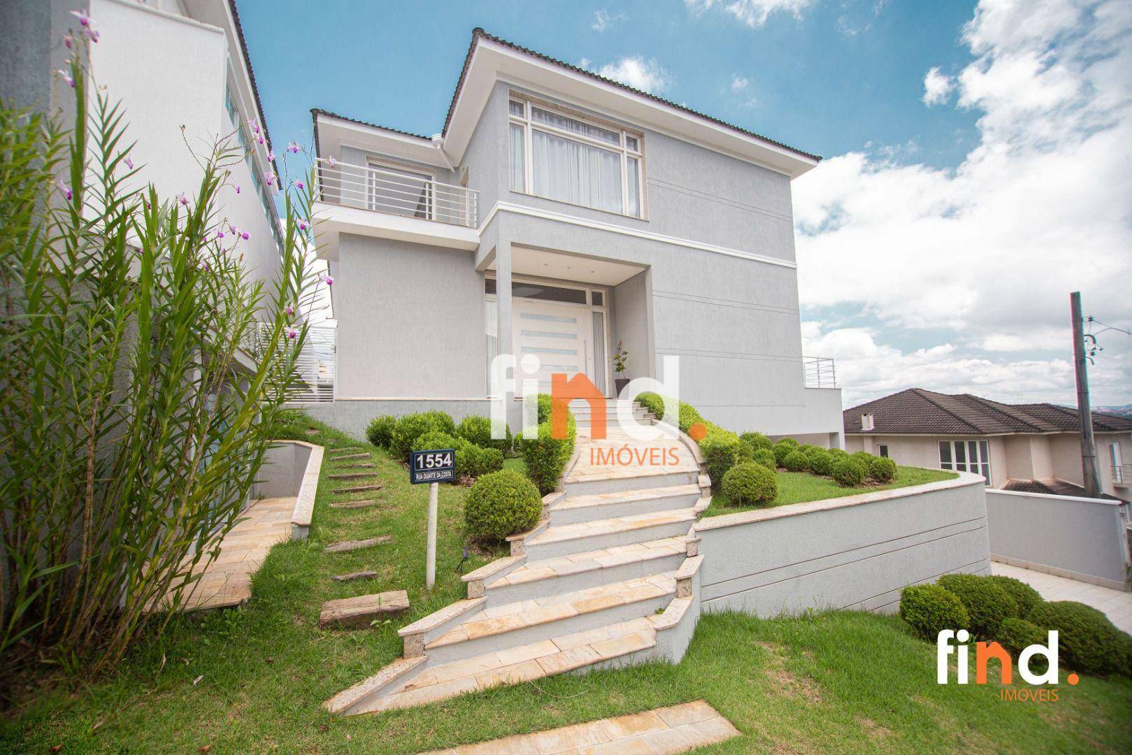 Casa de Condomínio à venda e aluguel com 4 quartos, 535m² - Foto 1