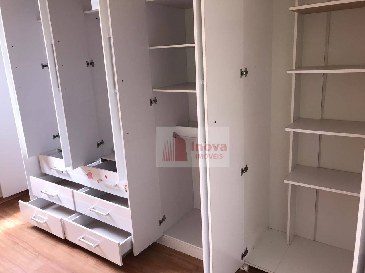 Apartamento à venda com 3 quartos, 95m² - Foto 17