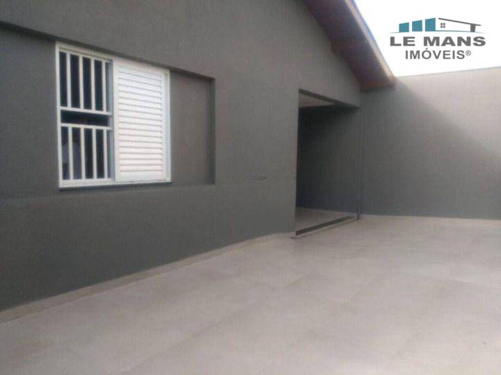 Casa à venda com 3 quartos, 217m² - Foto 6