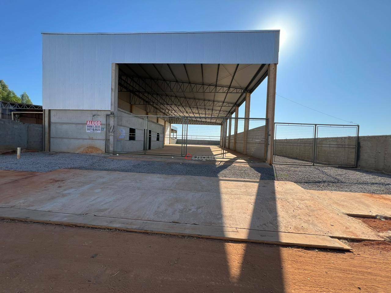 Depósito-Galpão, 700 m² - Foto 1