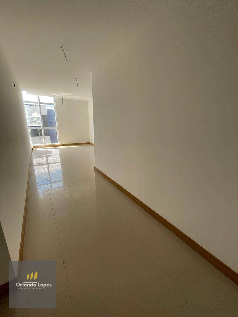 Apartamento à venda com 4 quartos, 225m² - Foto 11