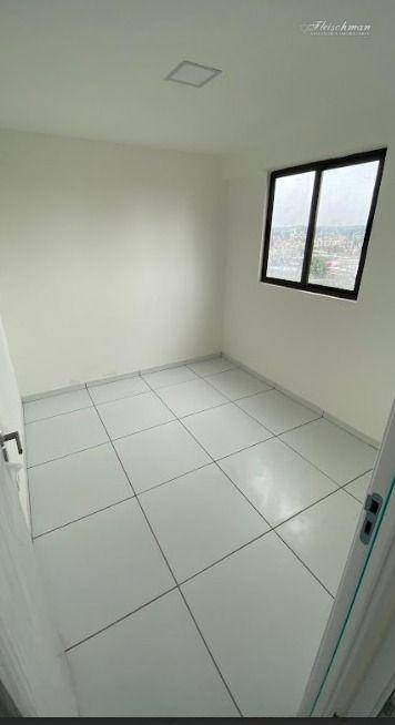 Apartamento à venda com 2 quartos, 58m² - Foto 6