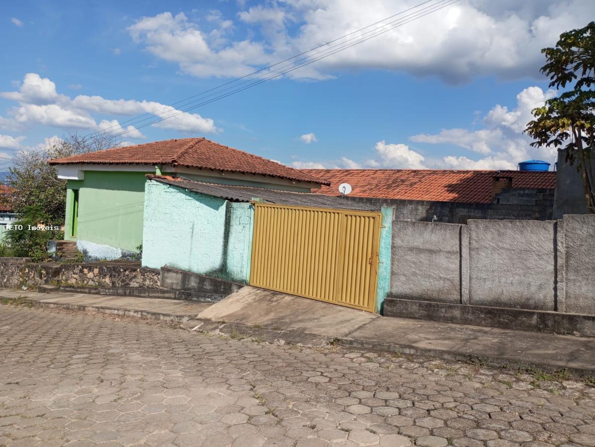 Casa à venda com 2 quartos, 300m² - Foto 5