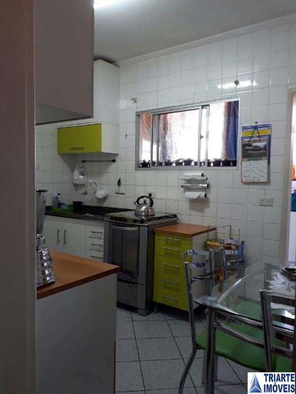 Apartamento à venda com 2 quartos, 62m² - Foto 12