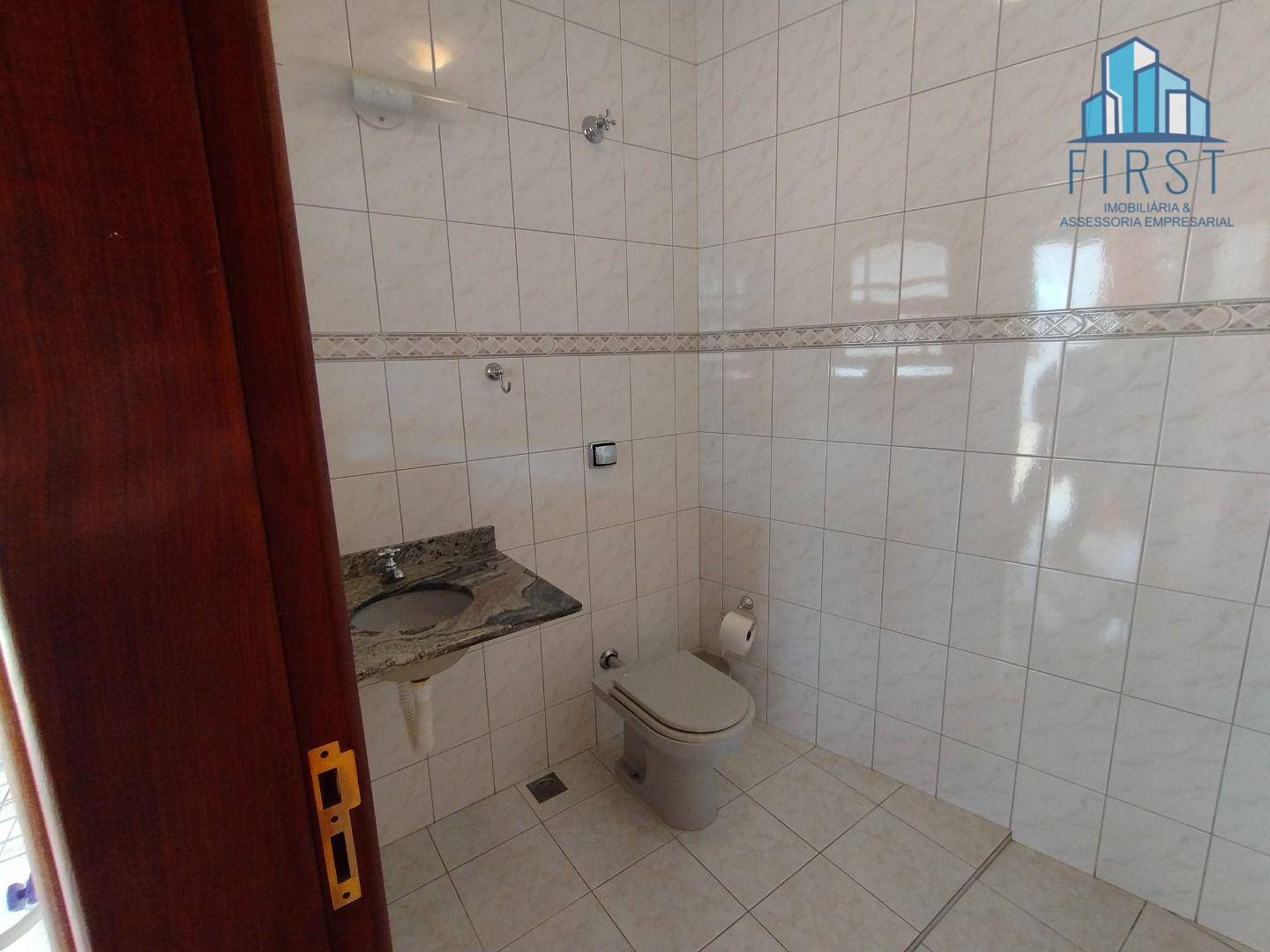 Casa à venda com 3 quartos, 230m² - Foto 28