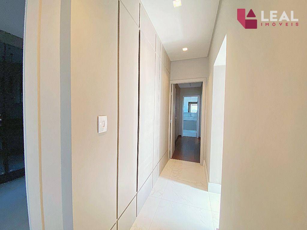 Apartamento à venda com 3 quartos, 134m² - Foto 20