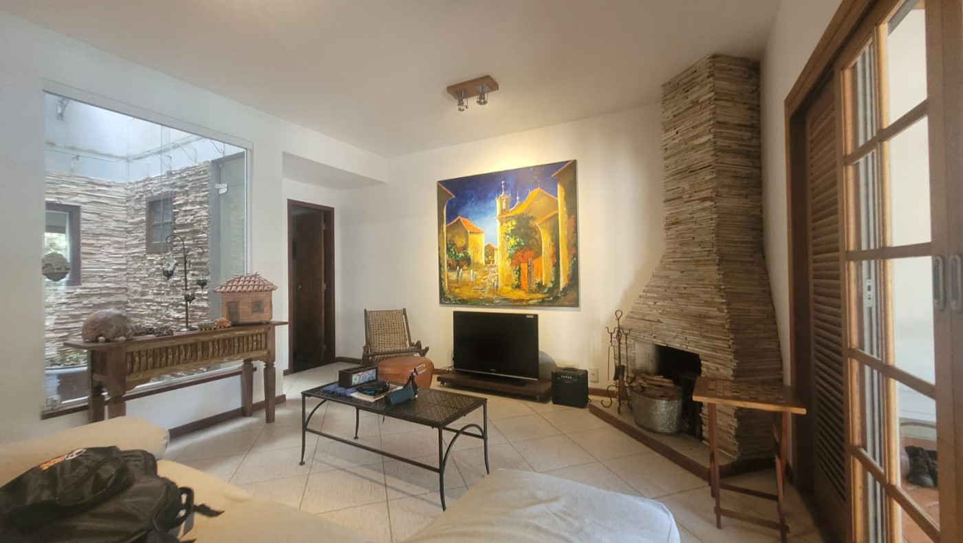 Casa de Condomínio à venda com 4 quartos, 290m² - Foto 16
