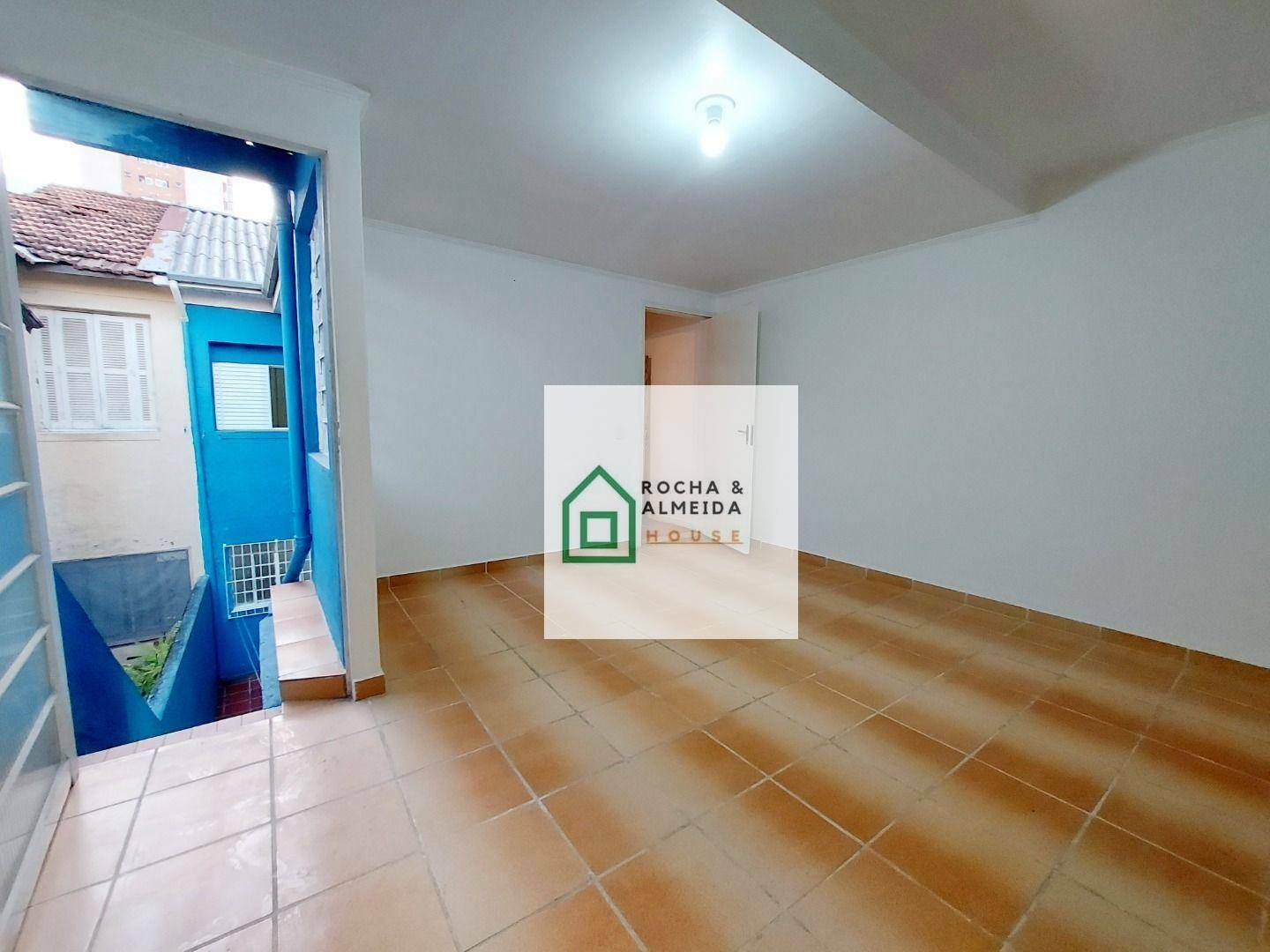 Casa para alugar com 4 quartos, 160m² - Foto 46