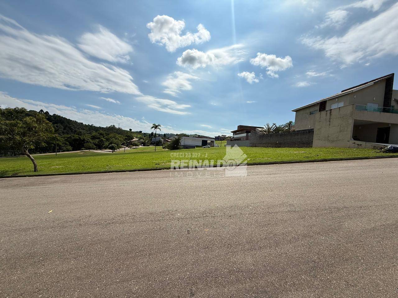 Loteamento e Condomínio, 1001 m² - Foto 2