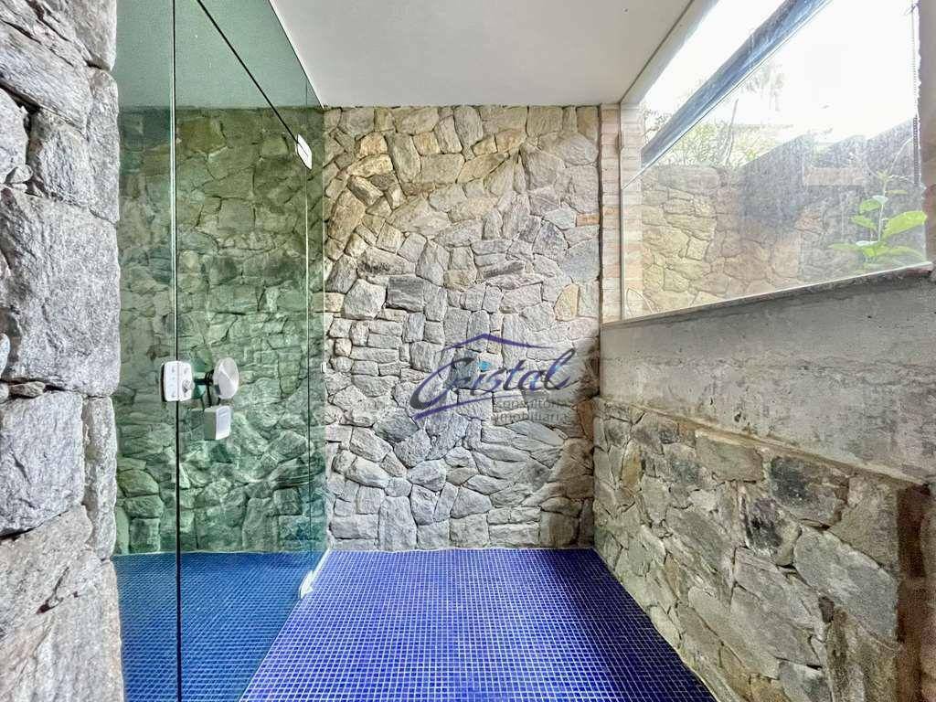 Casa de Condomínio para alugar com 4 quartos, 350m² - Foto 40