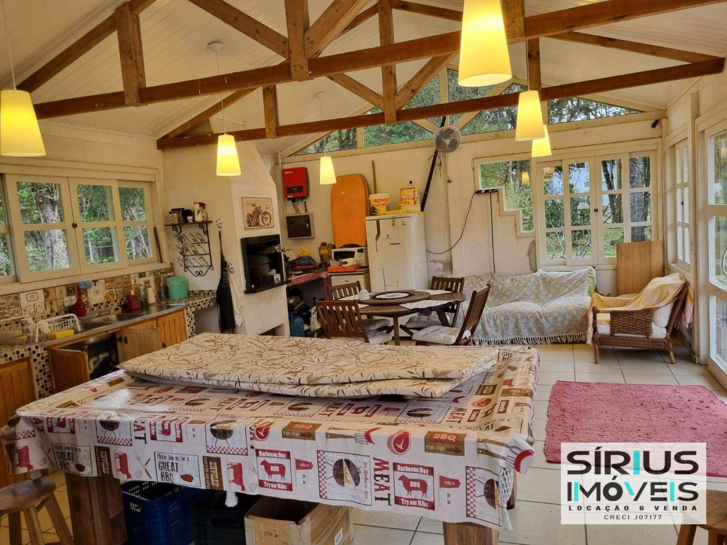 Chácara à venda com 2 quartos, 150m² - Foto 9