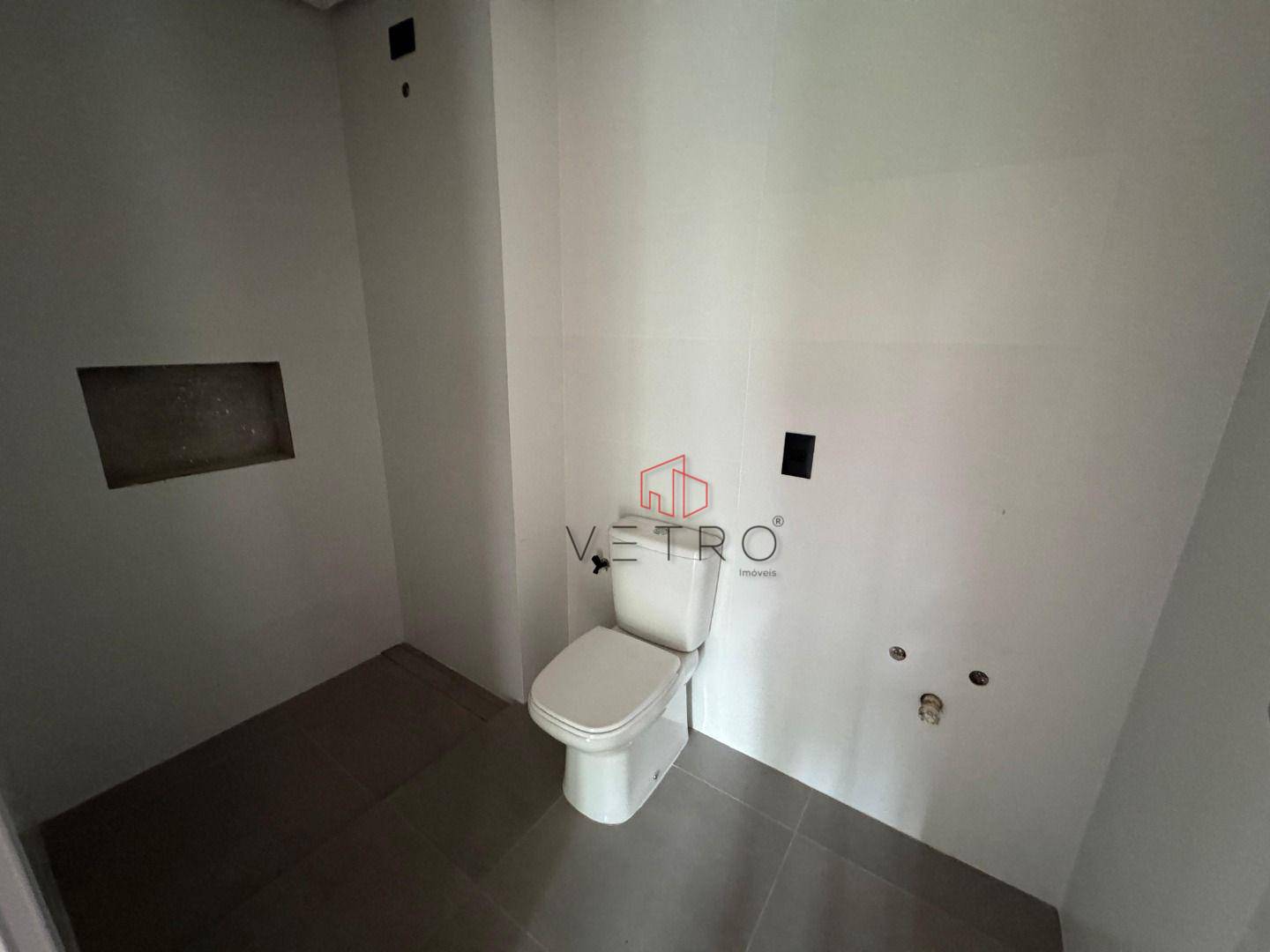 Apartamento à venda com 2 quartos, 79m² - Foto 13