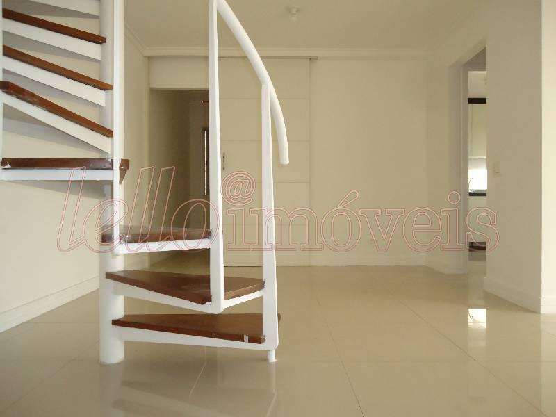 Apartamento para alugar com 2 quartos, 163m² - Foto 1