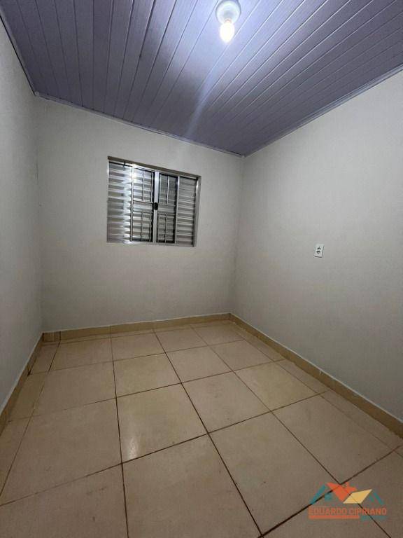 Casa à venda com 2 quartos, 50m² - Foto 16