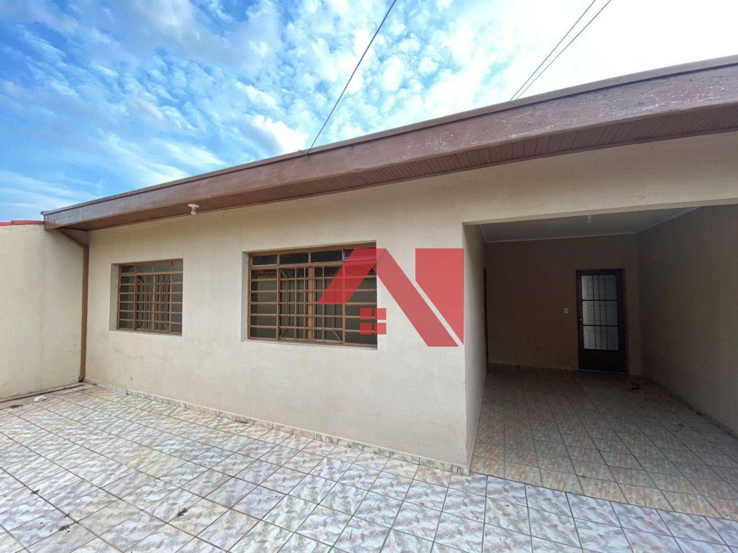 Casa para alugar com 3 quartos, 120m² - Foto 1