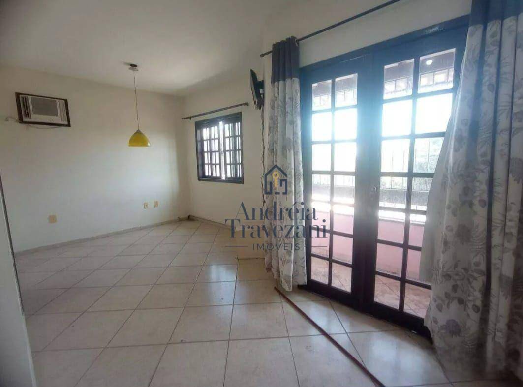 Casa à venda com 3 quartos, 130m² - Foto 14