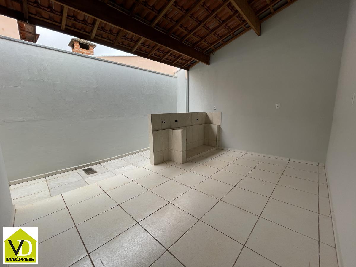 Casa à venda com 2 quartos, 56m² - Foto 17