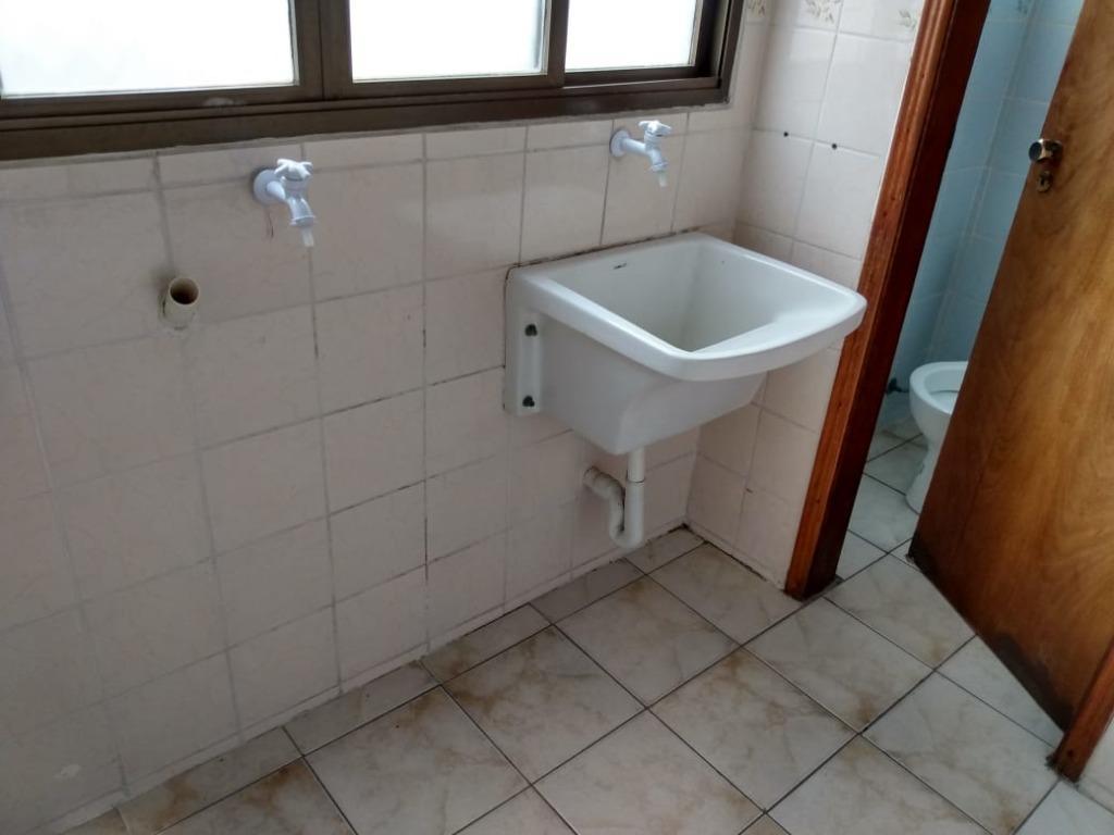 Apartamento à venda com 2 quartos, 70m² - Foto 10