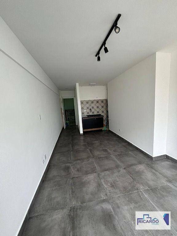 Apartamento para alugar com 1 quarto, 28m² - Foto 3