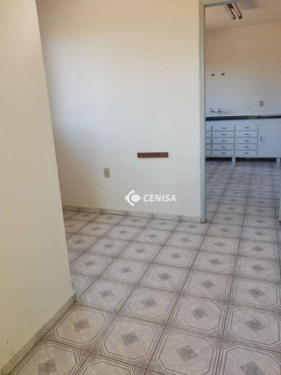 Casa à venda com 3 quartos, 300m² - Foto 12