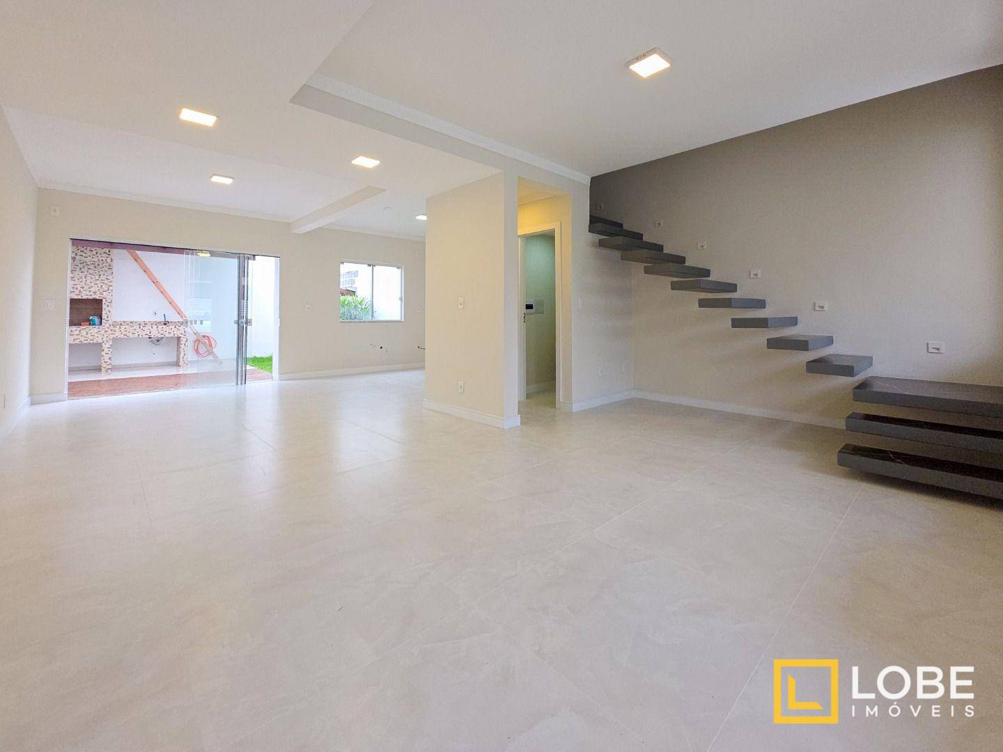 Sobrado, 3 quartos, 124 m² - Foto 1