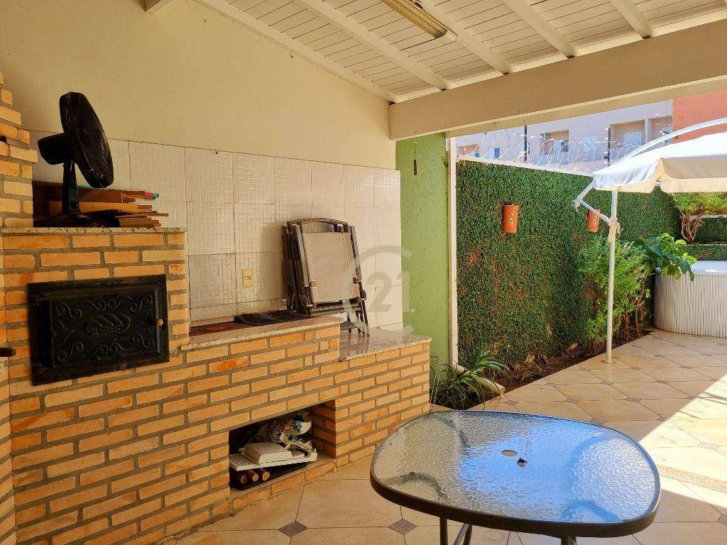 Sobrado à venda e aluguel com 3 quartos, 178m² - Foto 40