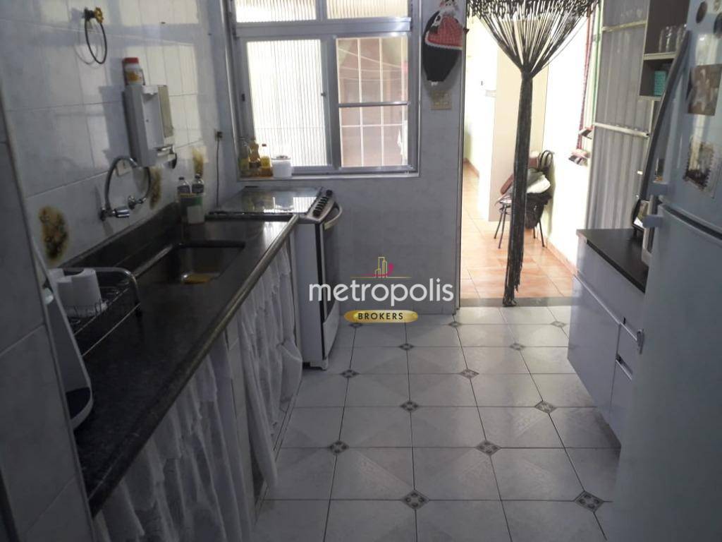 Casa à venda e aluguel com 3 quartos, 207m² - Foto 8