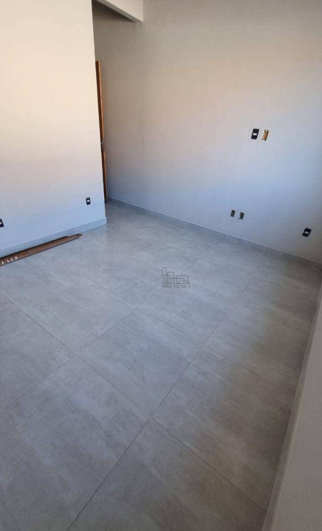 Casa à venda com 2 quartos, 58m² - Foto 17