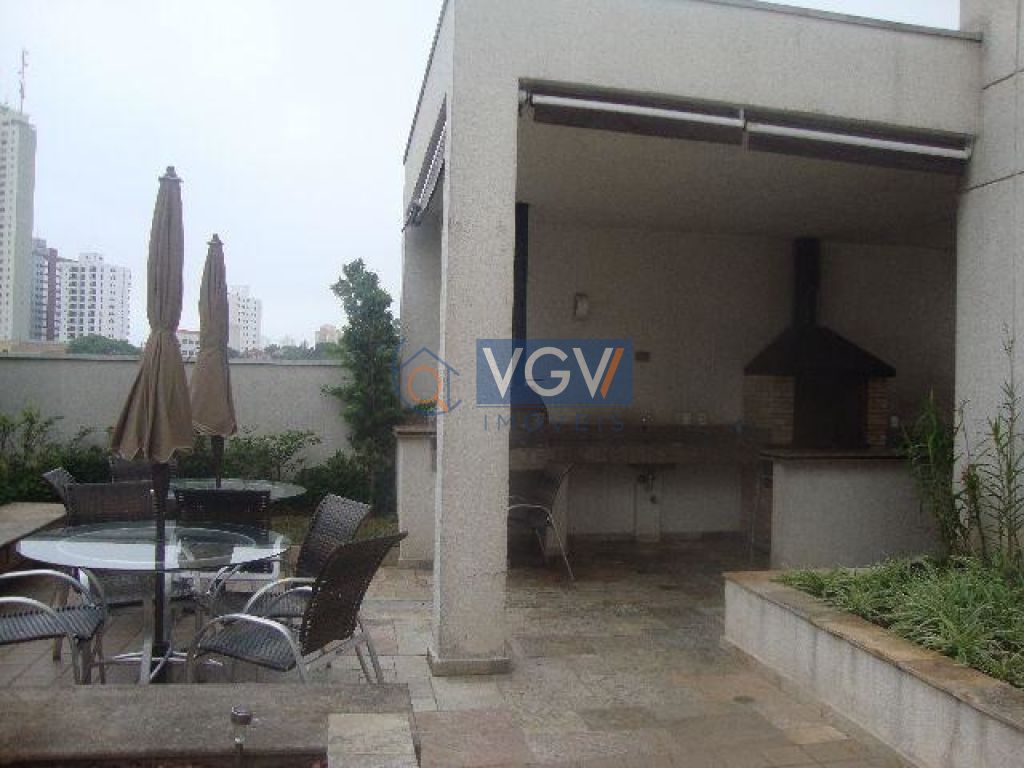 Apartamento à venda com 2 quartos, 65m² - Foto 15